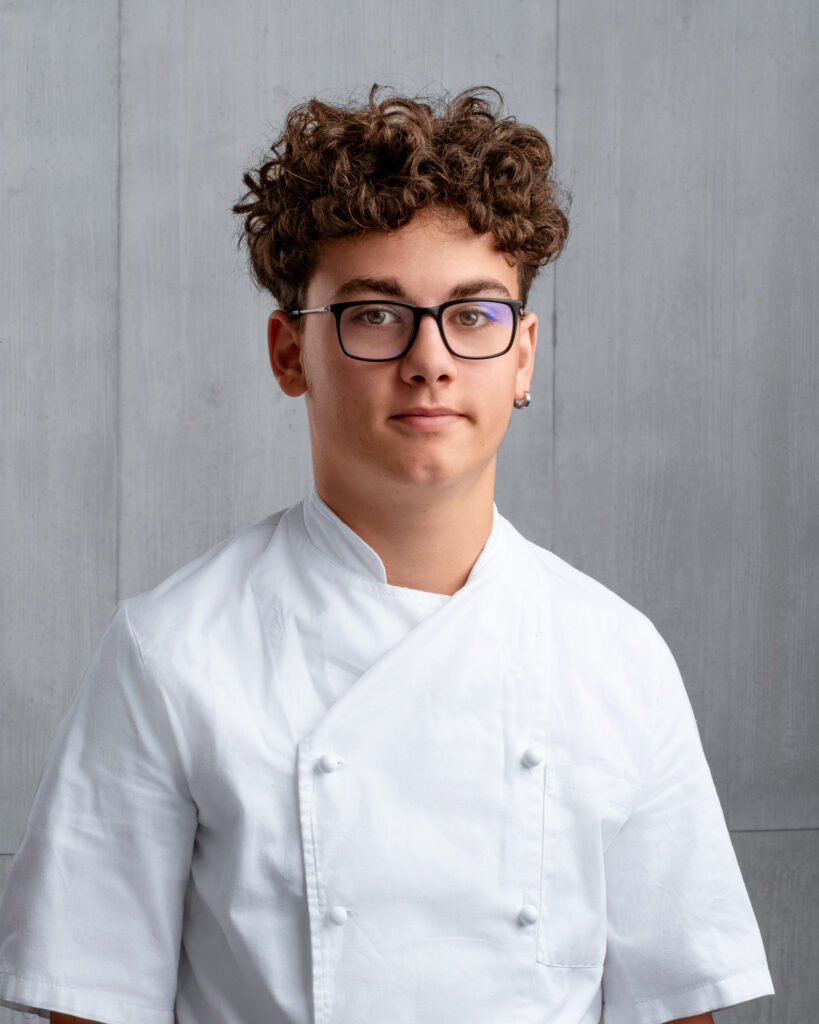 Silas Tobler vom Sternen Sternenberg Restaurant – Regionale Produkte, frische Küche, jung und innovativ.